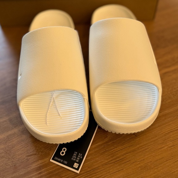 New w/box Nike Calm Sandals Women’s size 8 - Picture 6 of 11